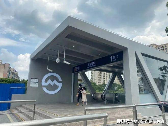 电话→楼盘百科→首页网站→中心楼盘百科→首页网站→24小时热线pg电子娱乐平台保利海上臻悦售楼处电话→保利海上臻悦售楼中心(图36)